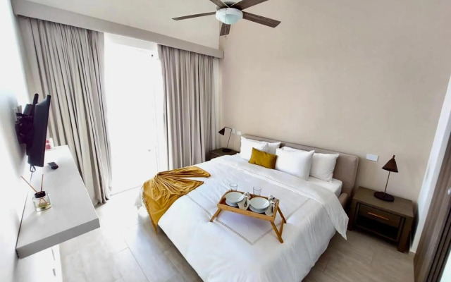 Unique Pool & Golf view retreat 1BR at Cana Pearl