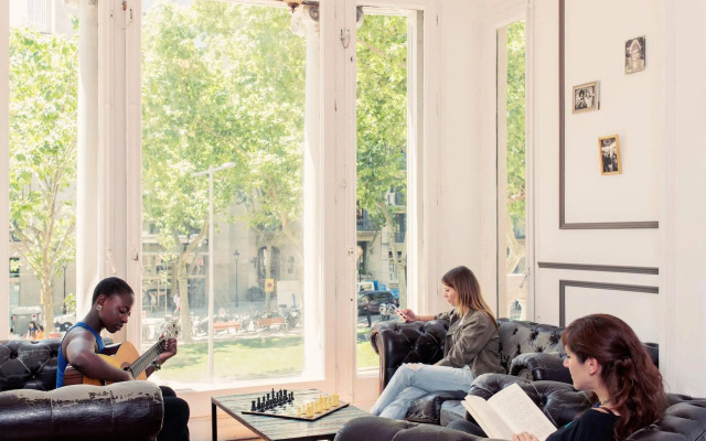 Casa Gracia Barcelona - Hostel