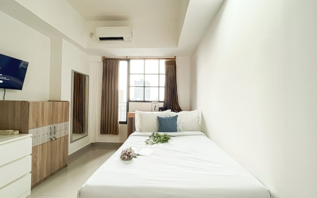 Simple Comfort Studio At Apartment Evenciio Margonda – Guest Rooms – Depok