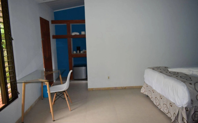 Hotel Quelitales