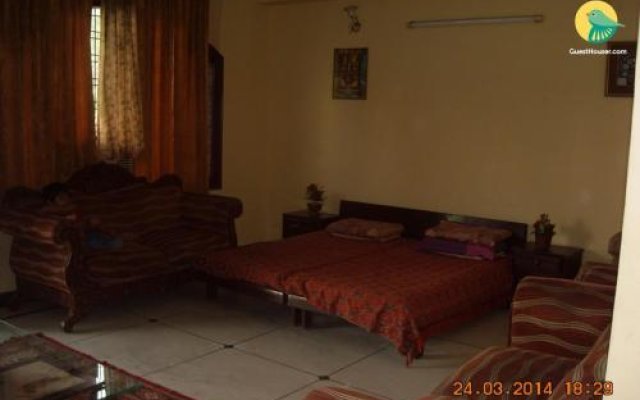 1 BR Guest house in Palam Vihar, Gurgaon (BFD5), by GuestHouser