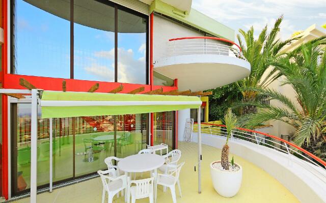 Urb Vallpineda Avda. Miquel Utrillo 99 - Three Bed
