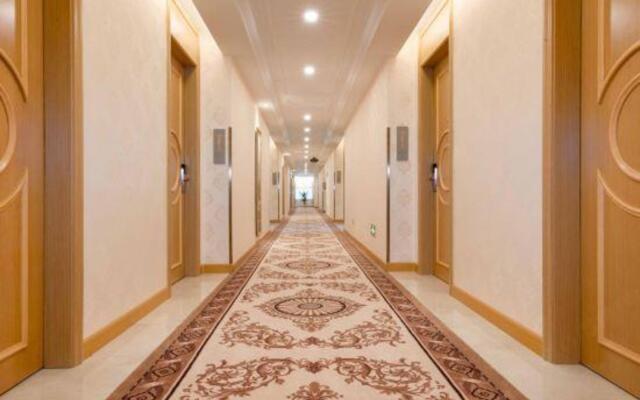 Vienna International Hotel (Li Guang Load Yong Run Plaza)