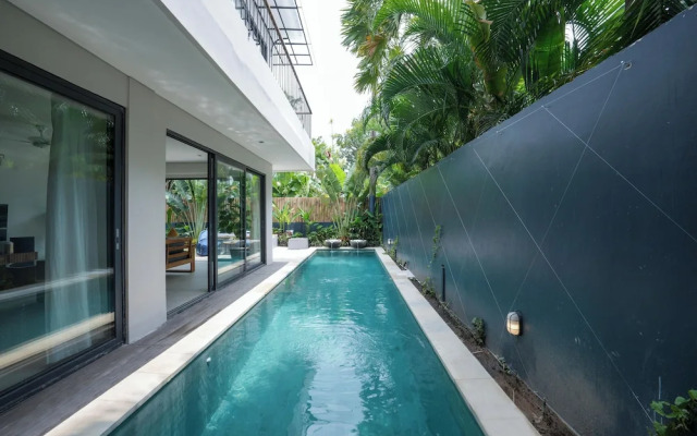 Twin Villas Drupadi 8Br Seminyak