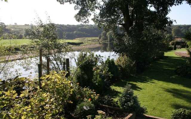 Riverside Barn Guest House