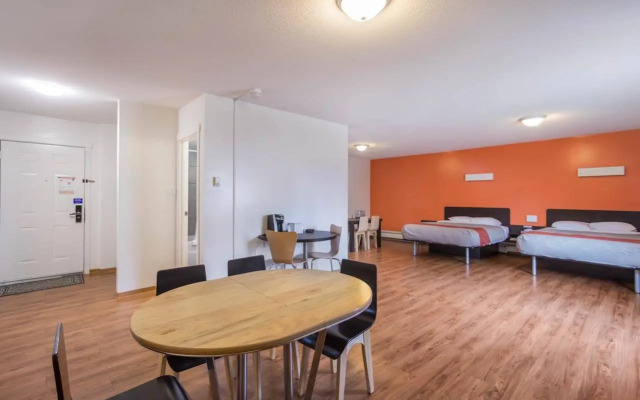 Motel Bo (Camrose)