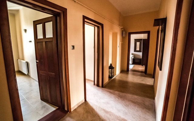 SG Apartments