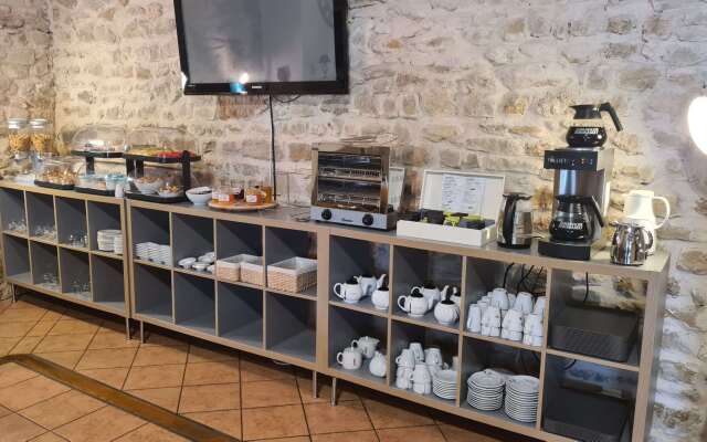 Hotel La Bastide St Bach