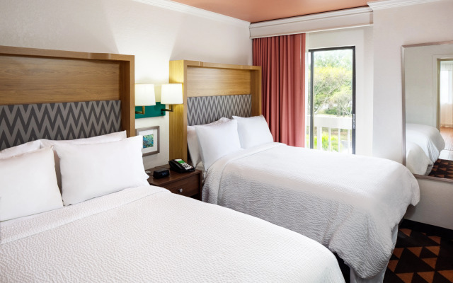 Holiday Inn & Suites Boca Raton - North by IHG