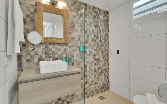 Delfins Beach Resort Bonaire, Tapestry Collection by Hilton