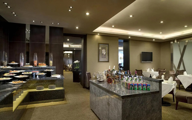 Celebrity International Grand Hotel
