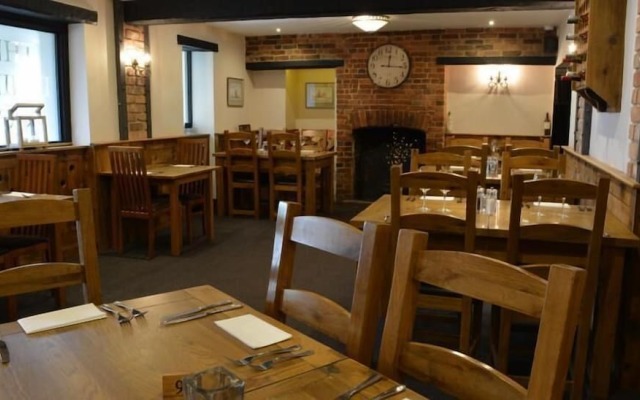 The Greyhound - Winterborne Kingston