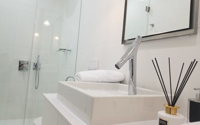 Luxury Residence Suites Design Style