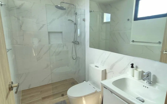 Luxury Beach Penthouse Jacuzzi & Lagoon View