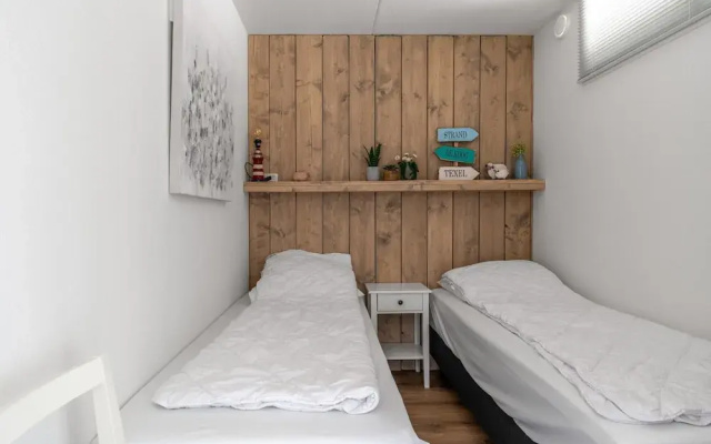 4 Person Apartment With sea View