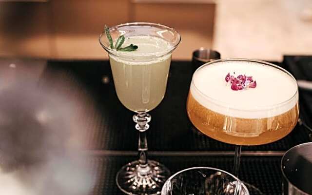 zumOXN Hotel & Restaurant