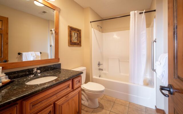 The Lodges at Table Rock Lake by Capital Resorts