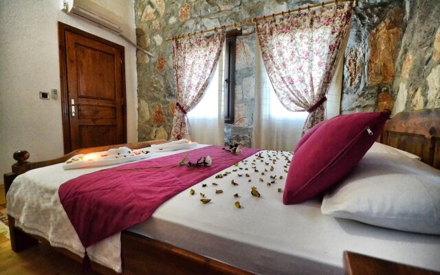KAY2800 Villa Ferah4 3 Bedrooms