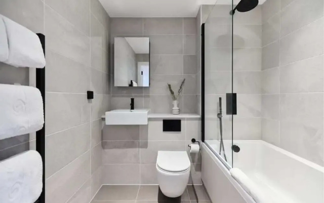 The Tottenham Paradise - Ravishing 2bdr Flat With Balcony