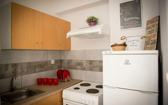 Athens Way Apartments