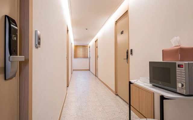 Osan Hotel Raum