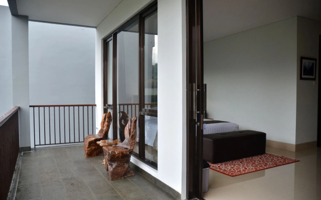 Magenta Hill View Villa 6 bedrooms with a private slide pool