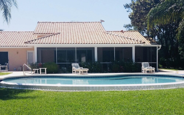 Swiss 22 - Lake Stephanie