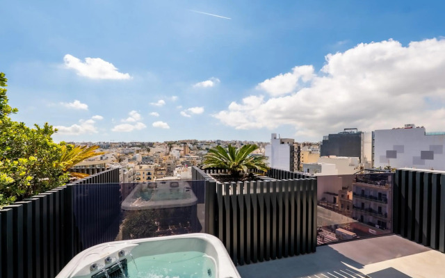 Onyx Hotel
