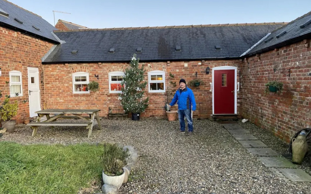 Quaint 4 Bed Barn Conversion Barnhouse Starshinezz