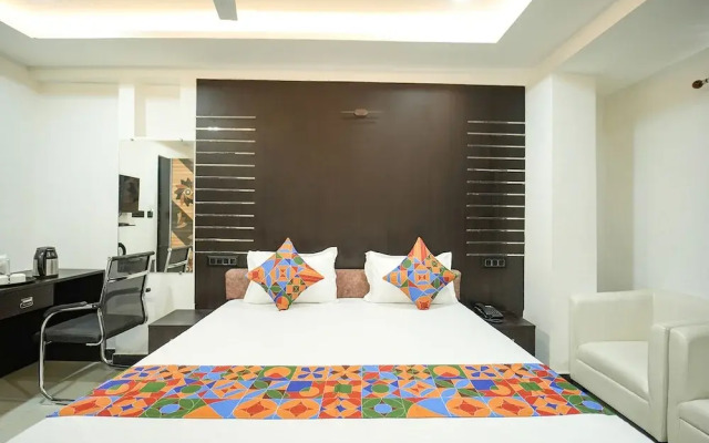 Fabhotel Royal Carpet
