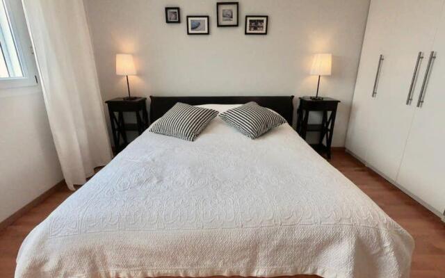 Modern, bright and spacious 3 bedrooms 2 bathrooms