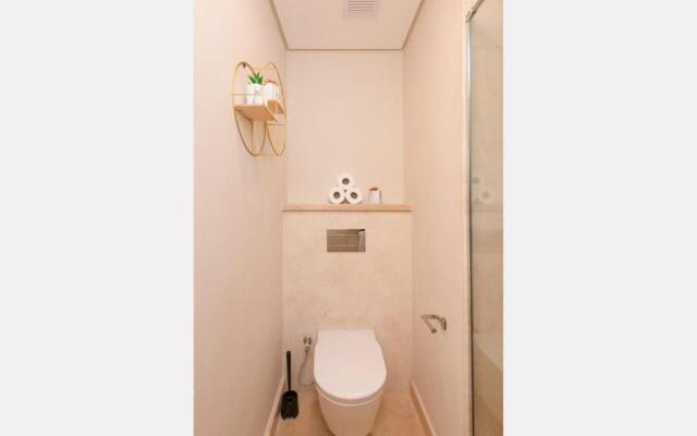 Earthy & Tranquil 1 BR Apt with Pool & Beach Access