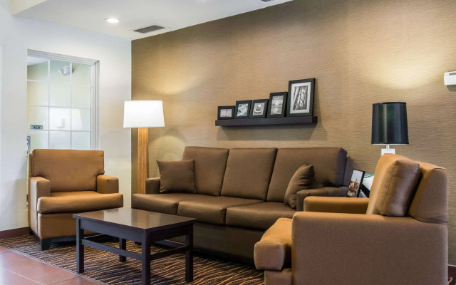 Sleep Inn & Suites Pittsburgh Airport