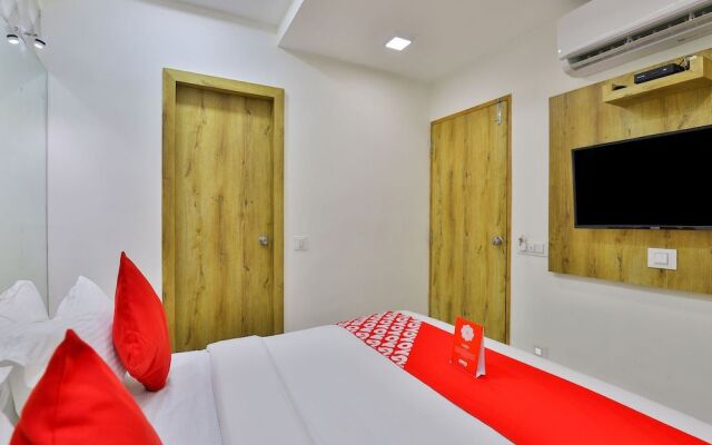 OYO 18485 Hotel Lincoln