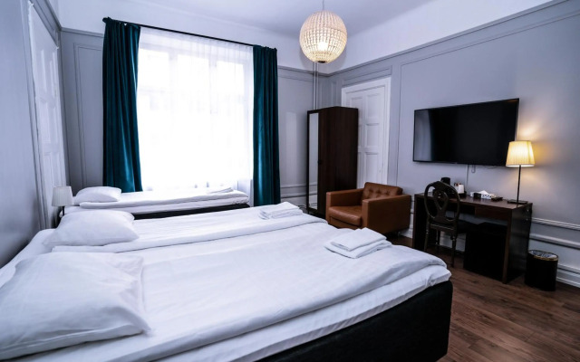 Queen's Hotel by First Hotels