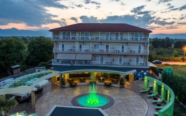 Dias Hotel