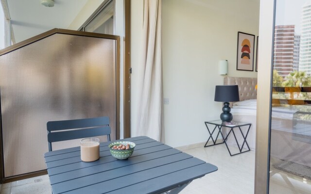 Studio With Balcony