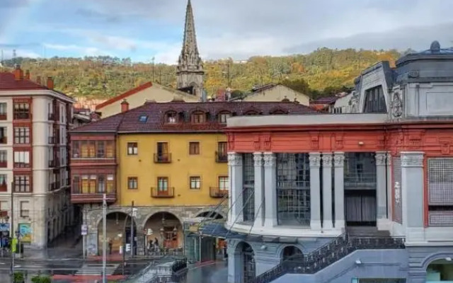 Old Town & River (Casco Viejo Bilbao) E-BI 1138
