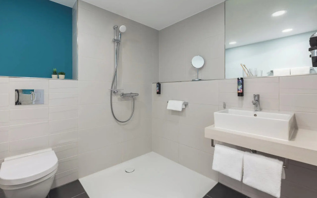 Holiday Inn - the niu, Seven Dusseldorf Ost by IHG