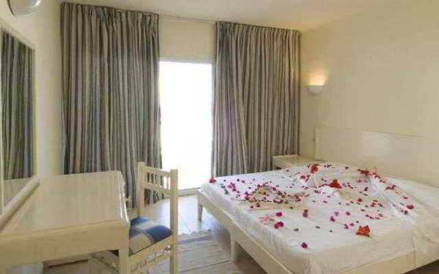 Hotel The Club
