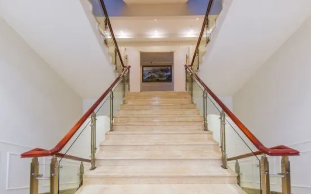 England Hotel (Rongchang Stadium Branch)