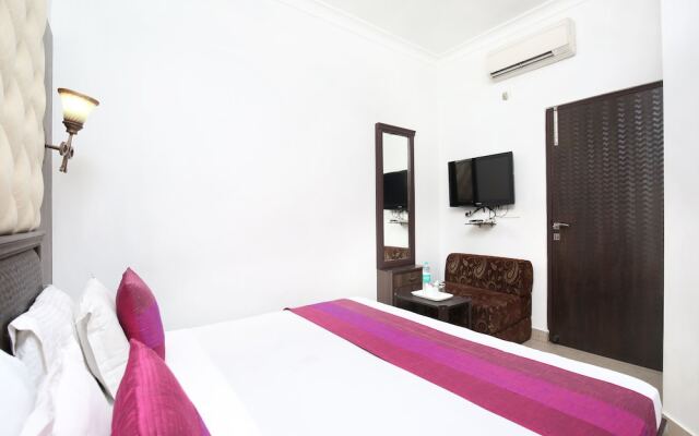 OYO 15565 Hotel Midtown