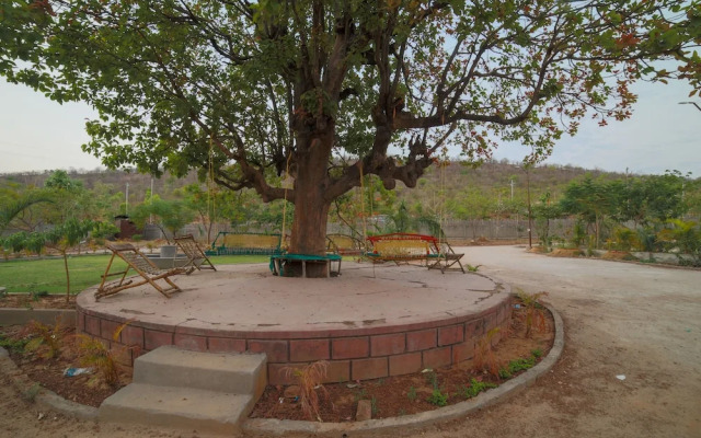 Oyo 37826 Rajmahal Khindsi Resort