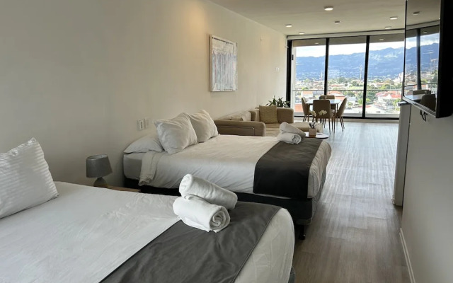BEE Suites San Jose - Escalante