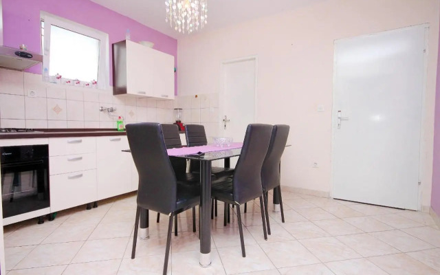 Apartments by the sea Pakostane, Biograd - 6161