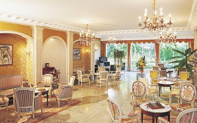 Hotel Excelsior