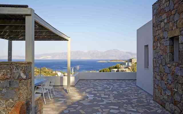 Pleiades Luxurious Villas