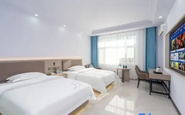Huantu Projection Hotel