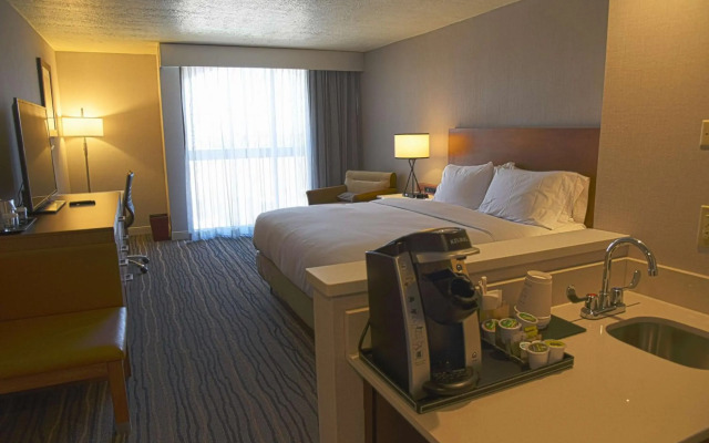 Sheraton Fairplex Suites & Conference Center