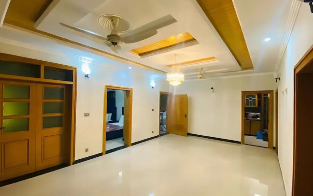 One Click 7 Guest House